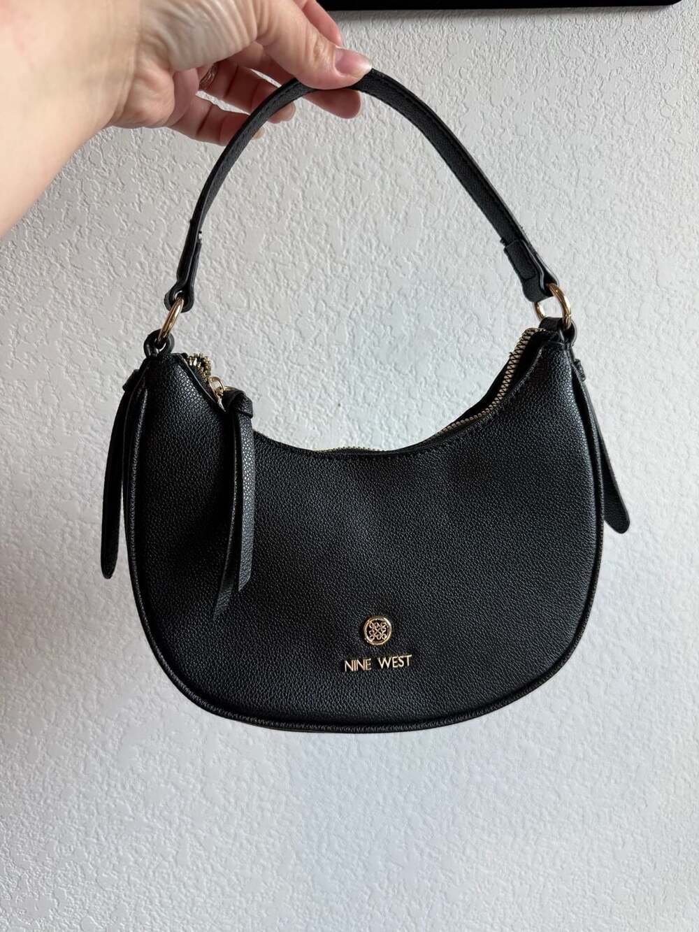Nine West Black Pebbled Faux Leather Crescent Hobo Shoulder Bag Y2K inspired